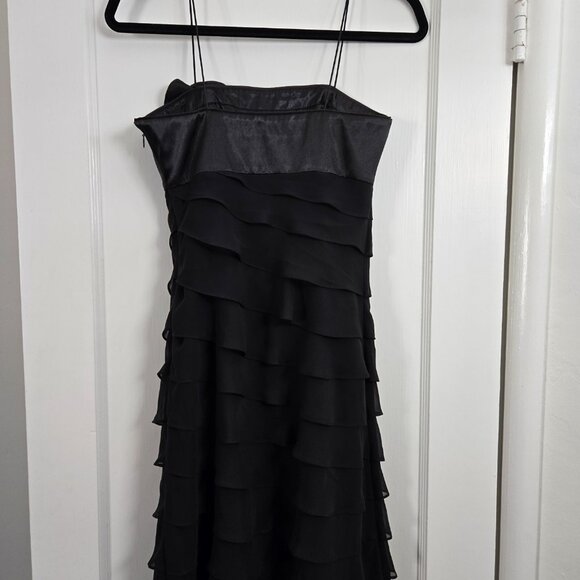 White House Black Market Strapless Dress with Flower - Picture 3 of 4